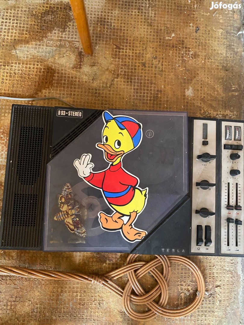 Tesla rádió magnó