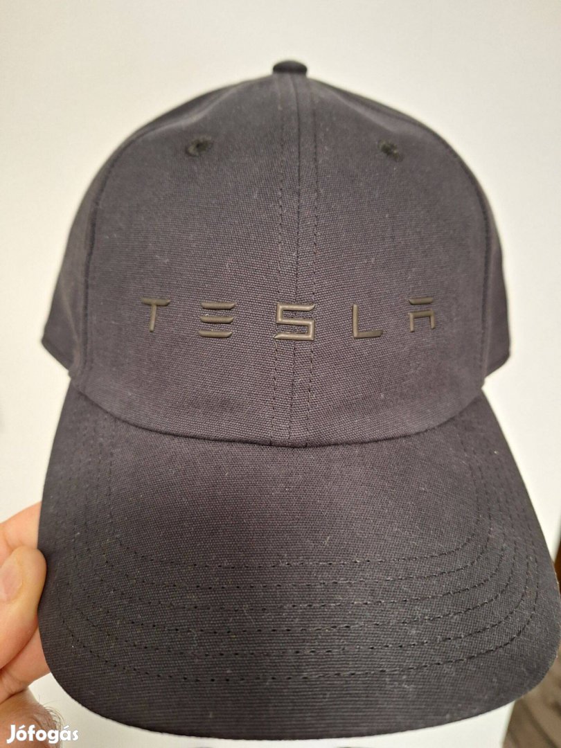 Tesla sapka új