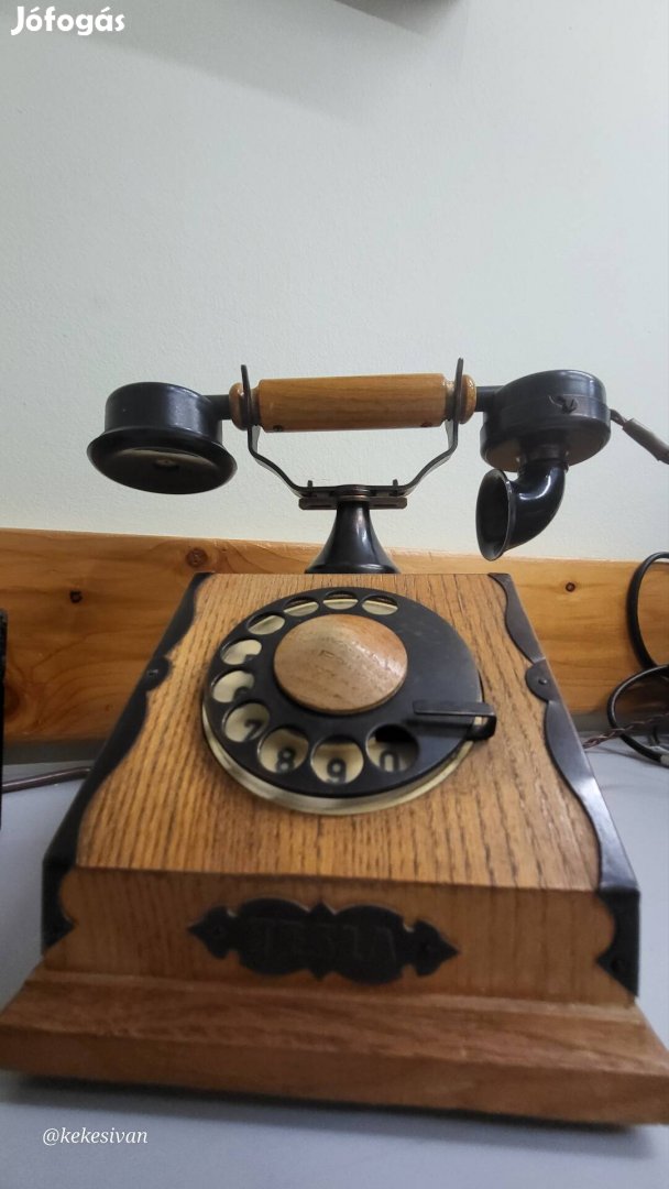 Tesla telefonkészúlék
