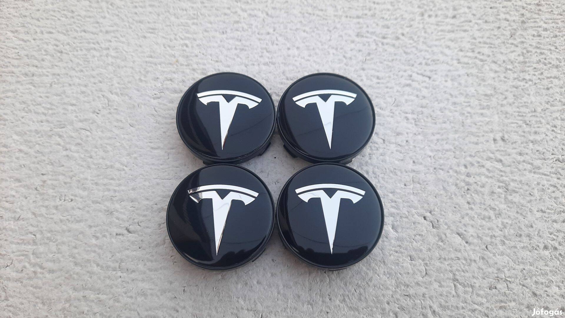 Tesla új felni díszkupak közép felnikupak kerékagy kupak 60mm