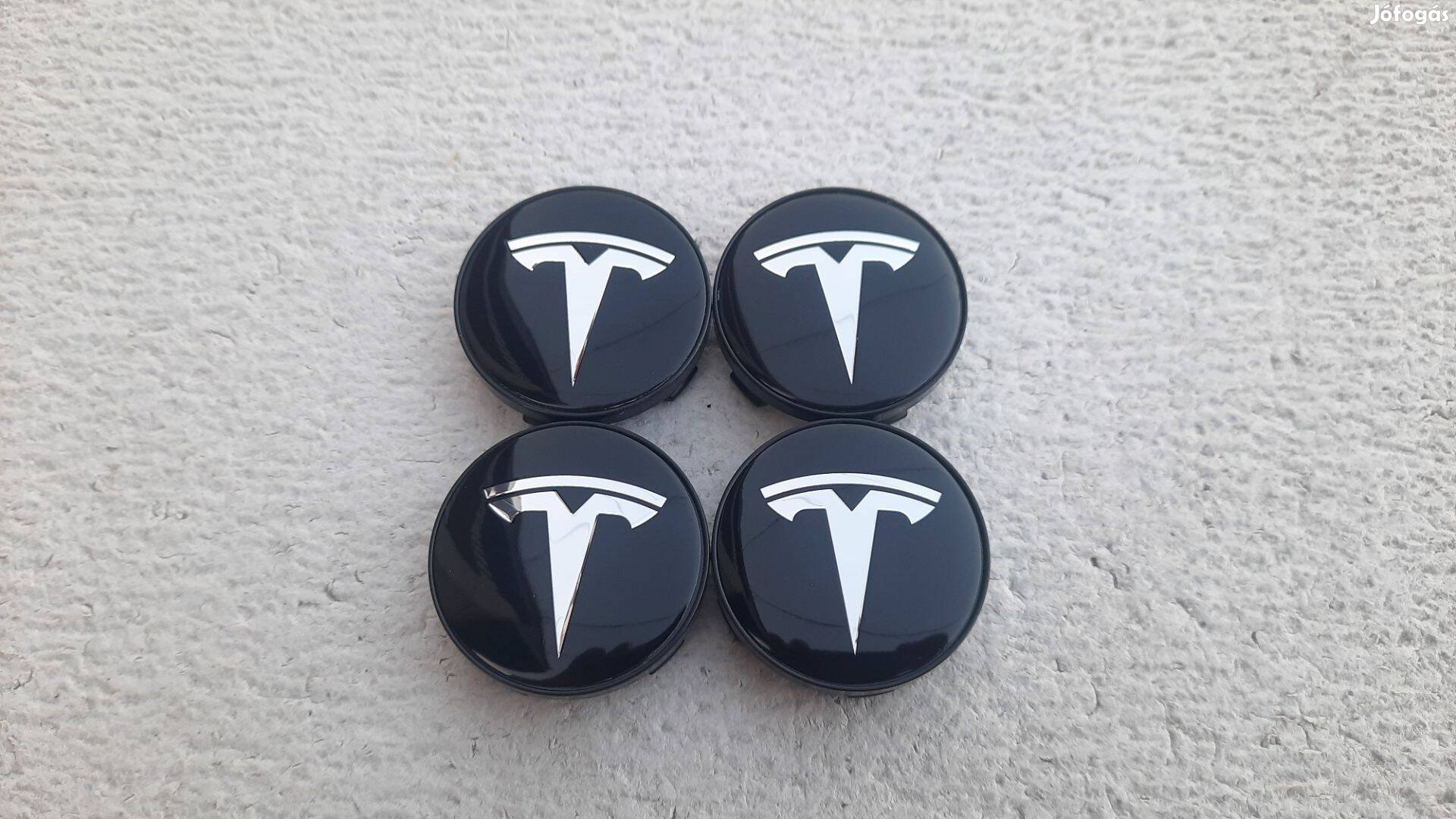 Tesla új felni díszkupak közép felnikupak kerékagy kupak 60mm