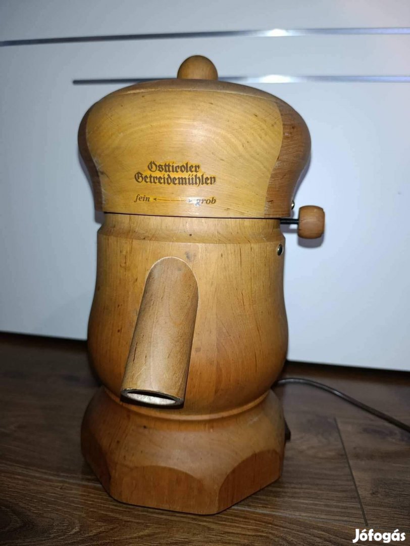 Tesztelt! Kelet Tiroli liszt malom Tökéletes kövekkel!