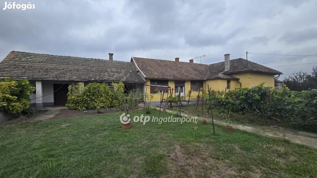 Tetétleni eladó 97 nm-es ház