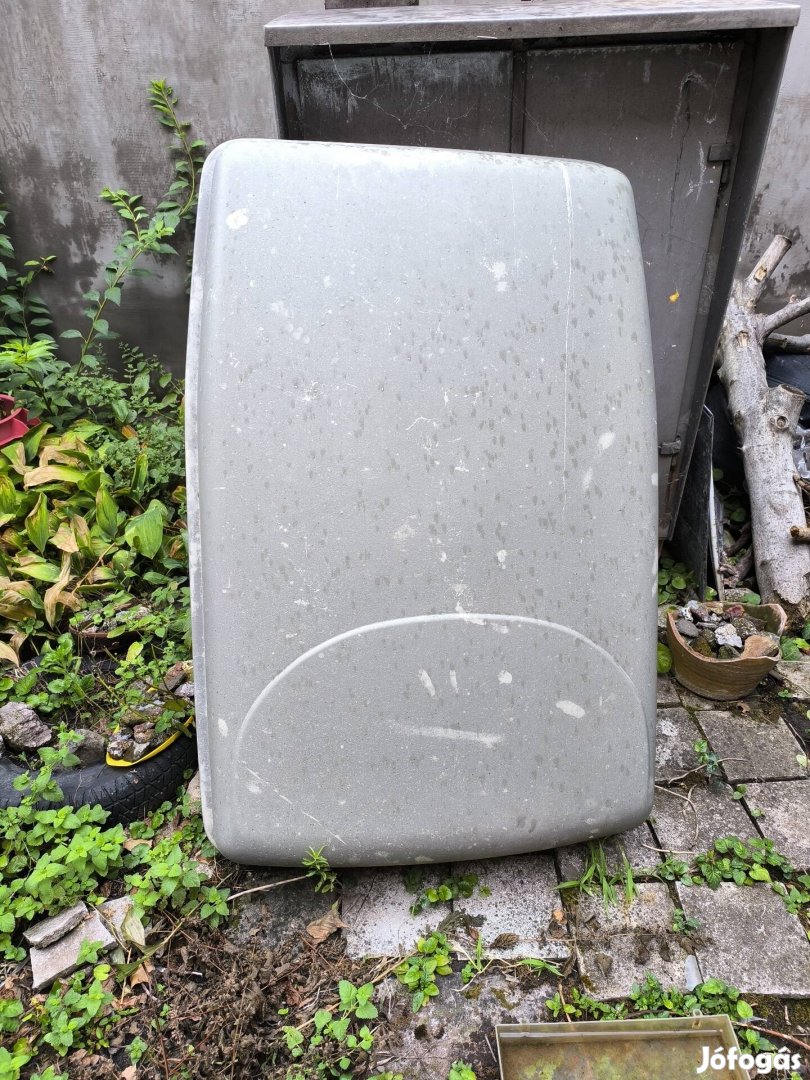 Tető box eladó!