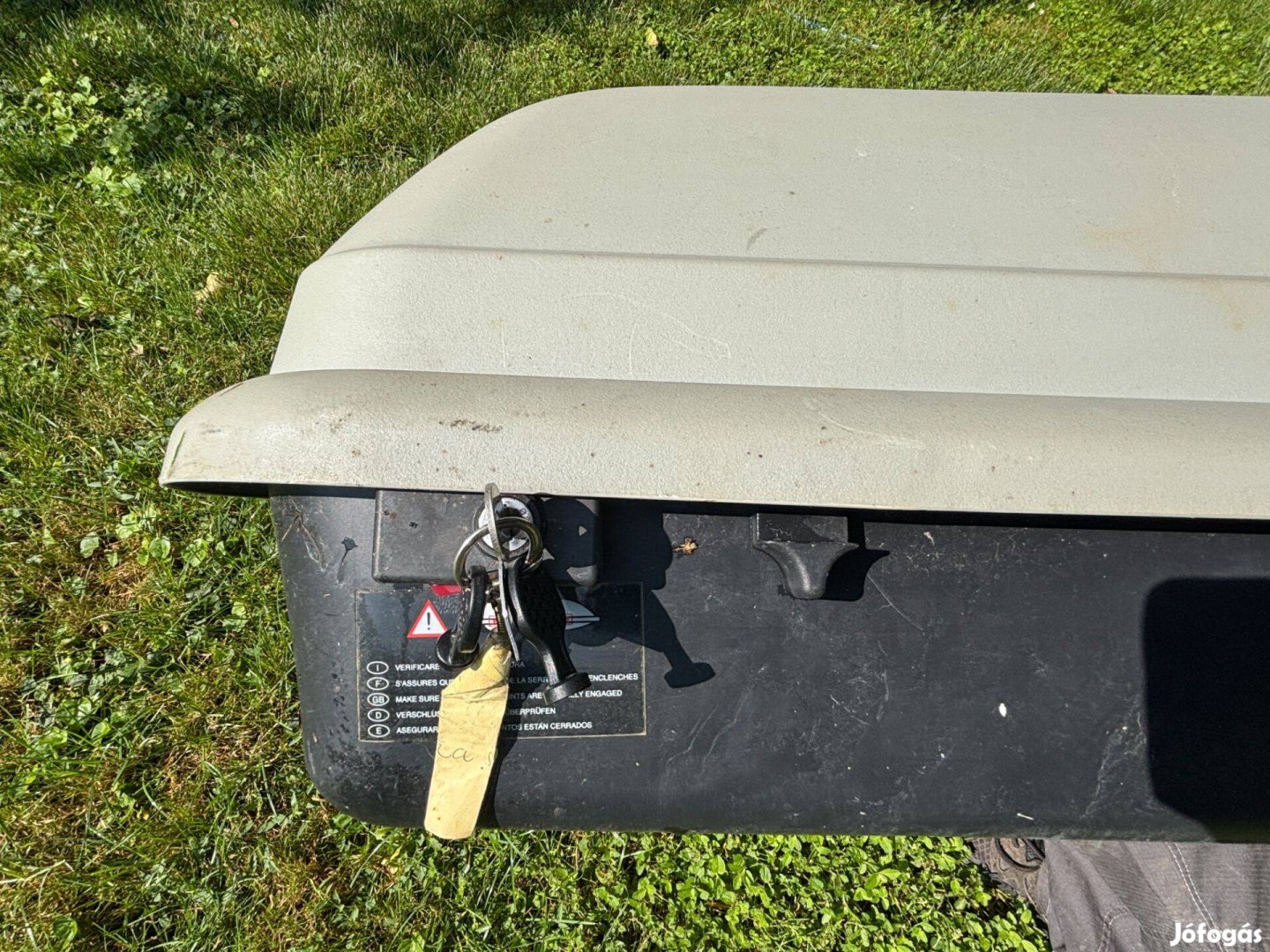Tetőbox 130 X 76 X 30