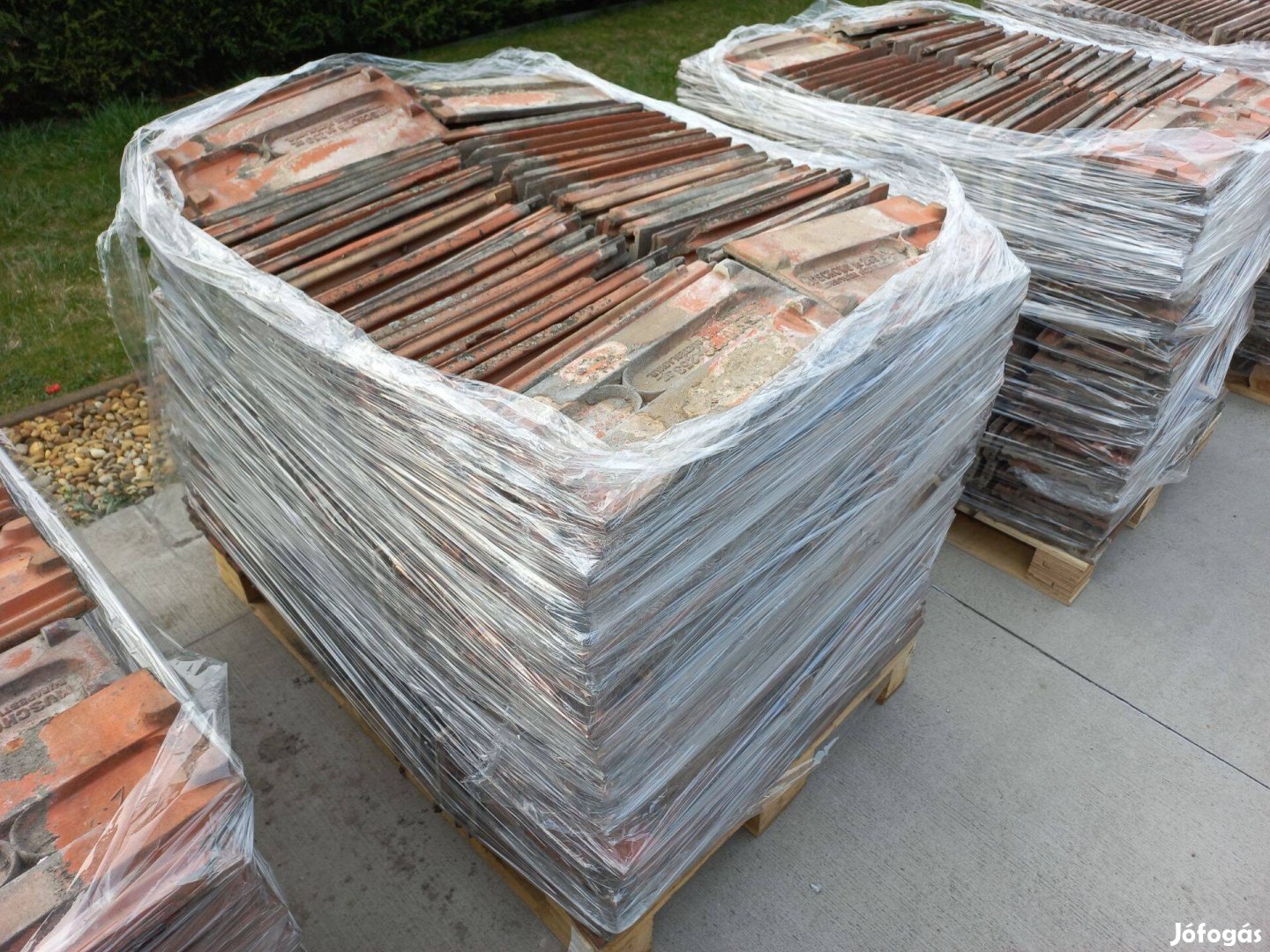 Tetőcserép eladó Muschong