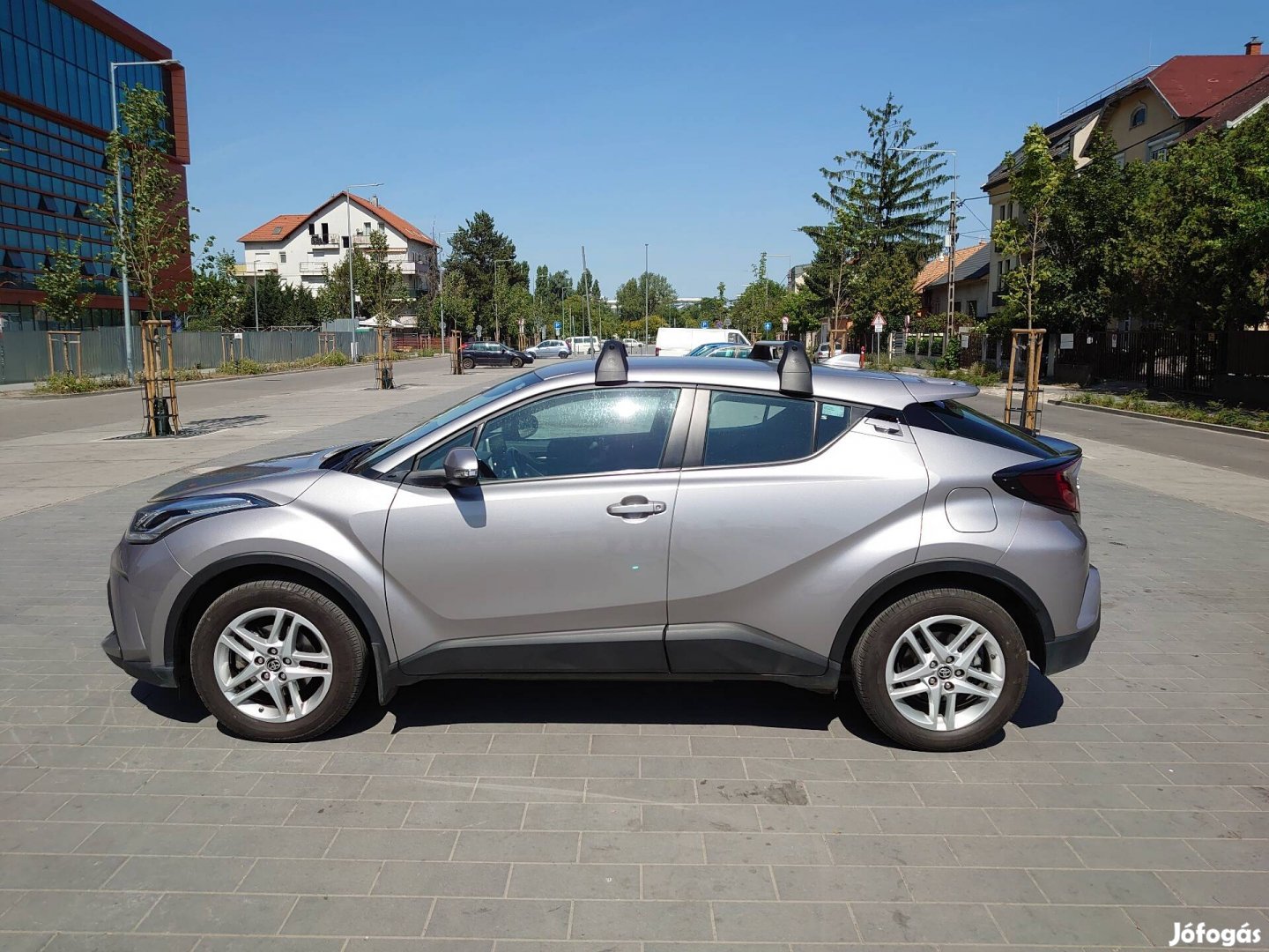 Tetőcsomagtartó Toyota C-HR -hez gyári,szinte új állapotú