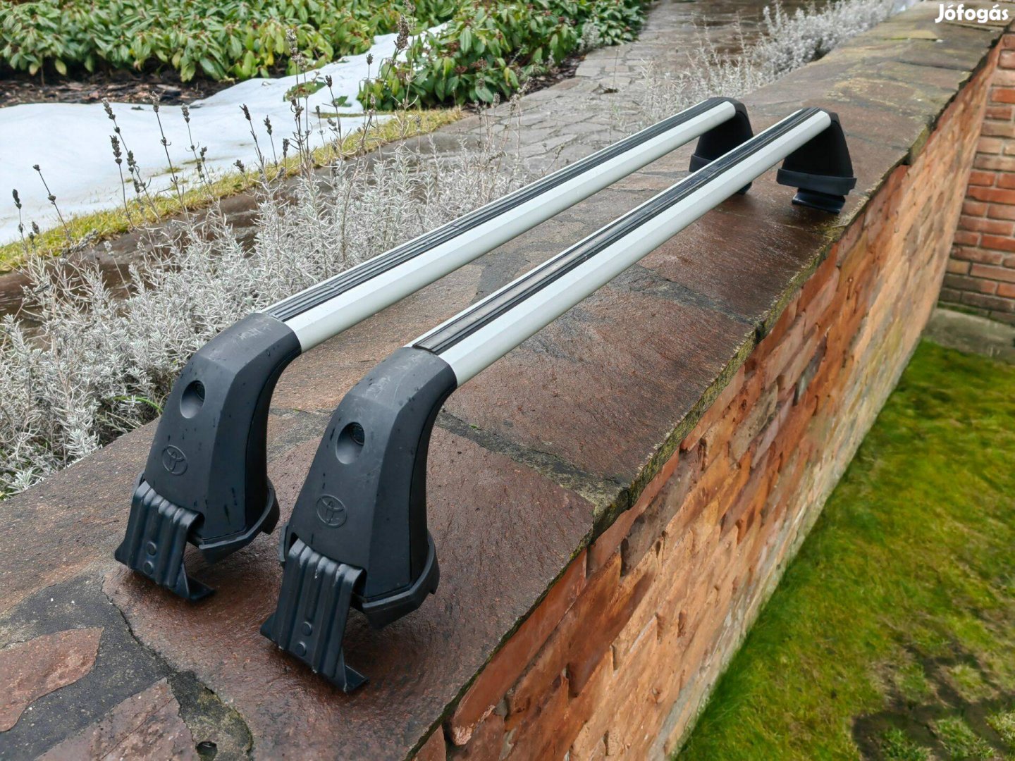 Tetőcsomagtartó gyári alu toyota auris 5a 2006-2019 újszerű