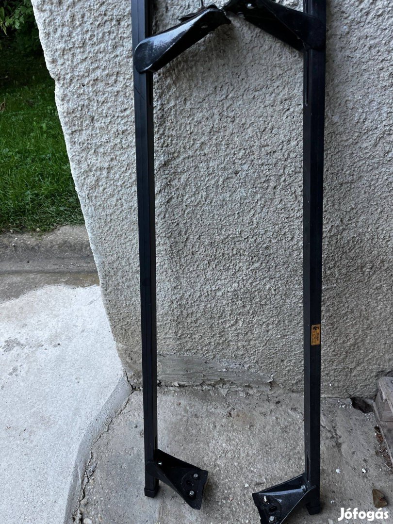 Tetőcsomagtartó keresztrúd