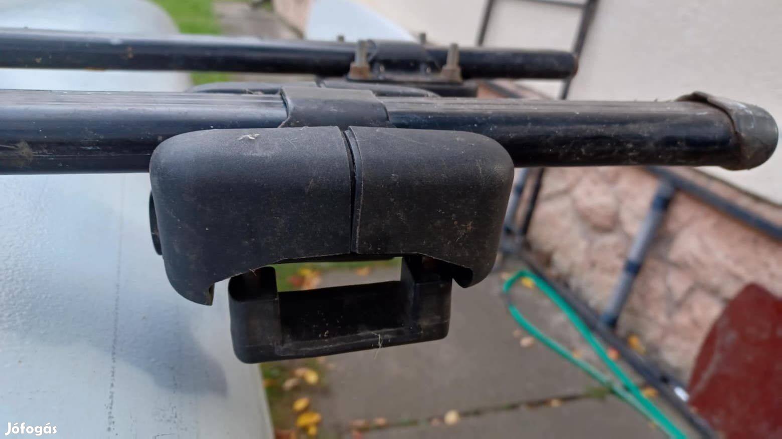 Tetőcsomagtartó tetőkorláthoz