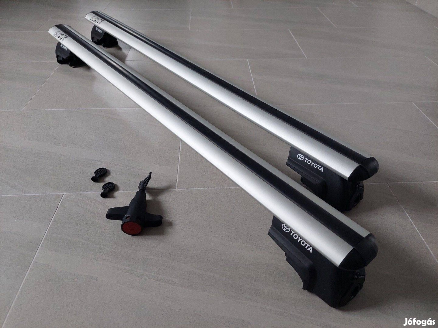 Tetőcsomagtartó toyota
