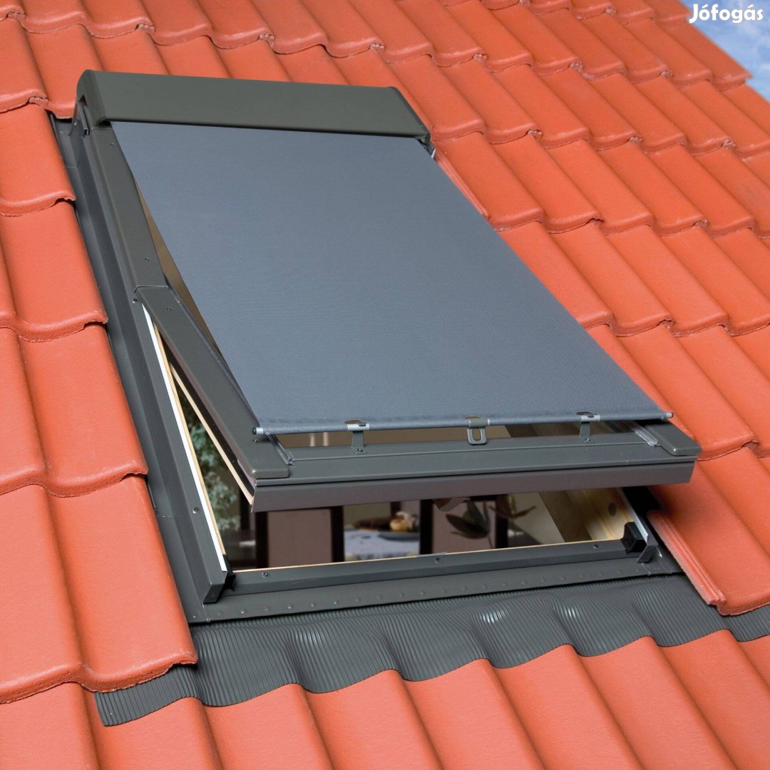 Tetőtéri ablakra szerelhető külső hővédő roló