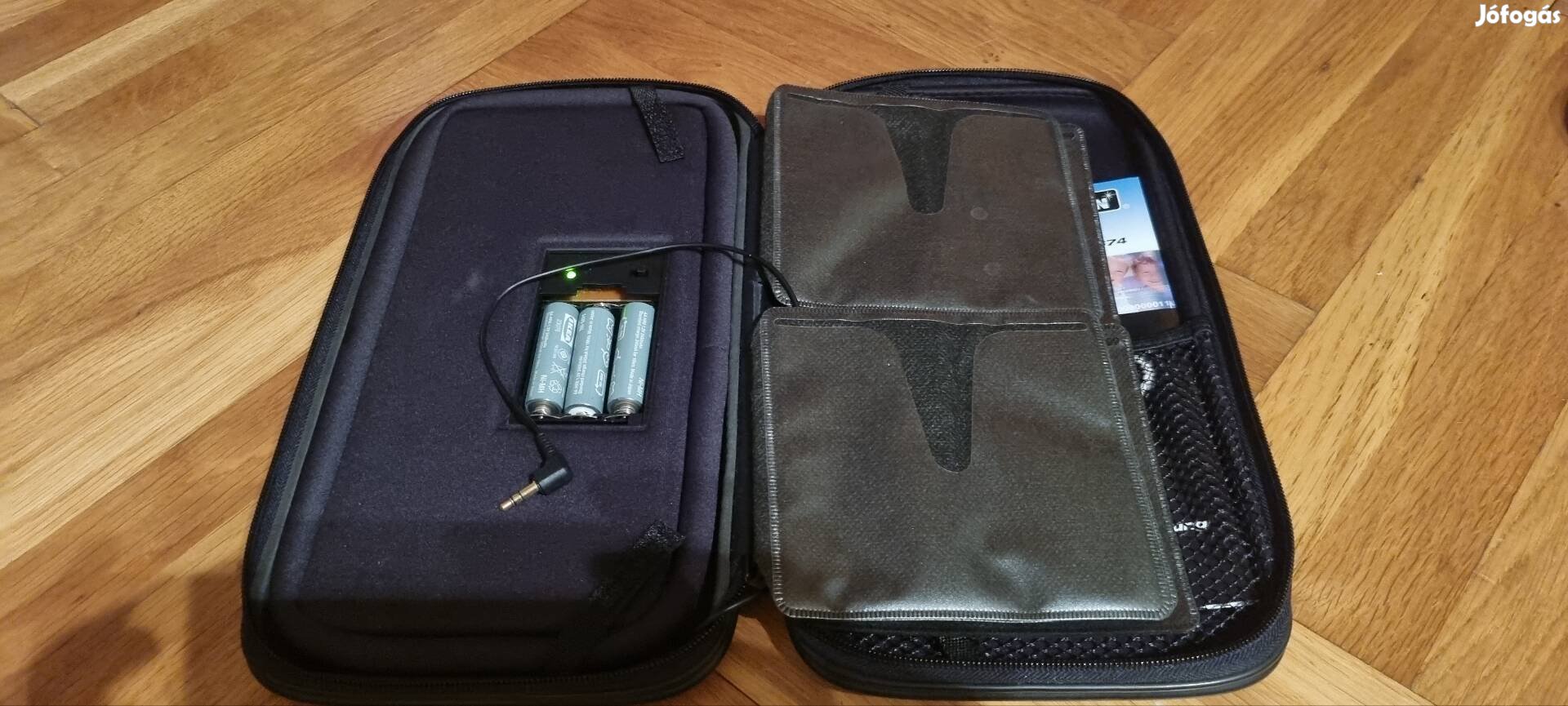 Tevion aktív hangszóró,  és cd tartó 