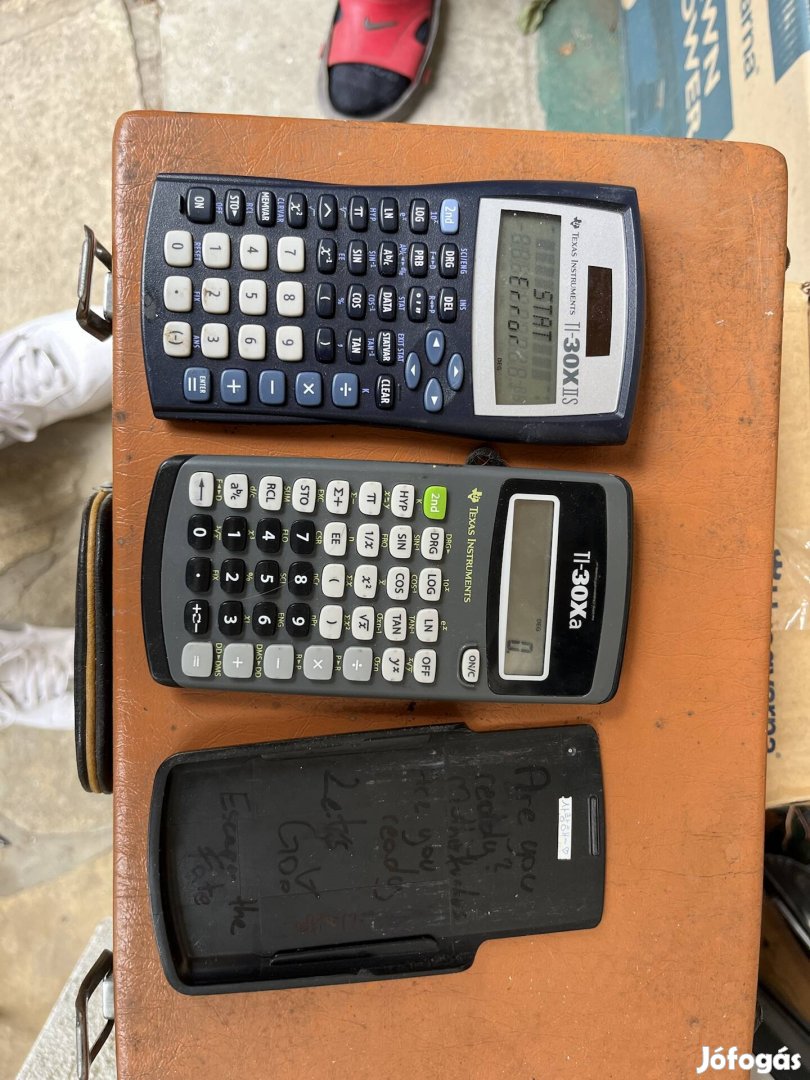 Texas instruments  számológép kettő darab 