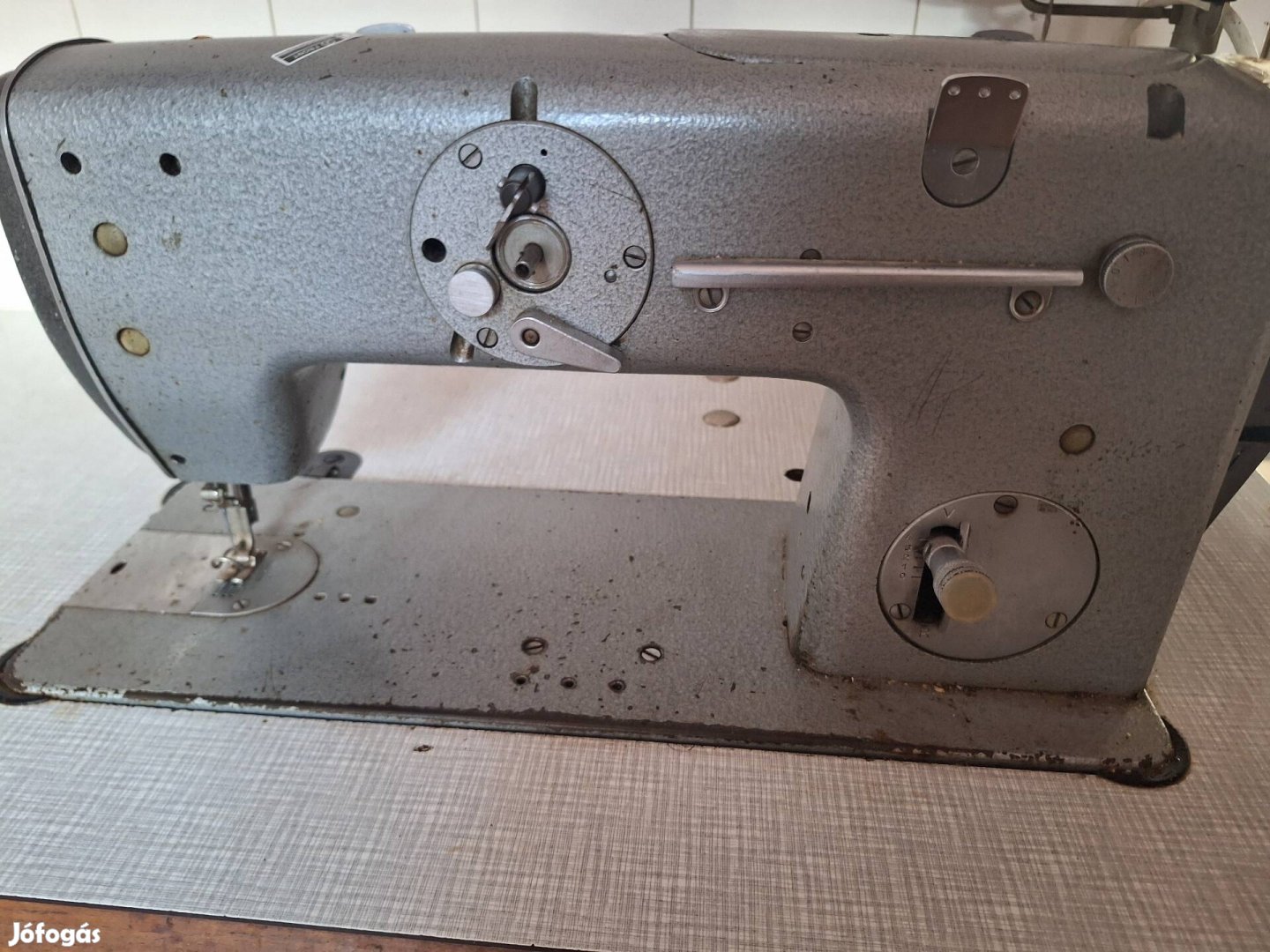 Textima ipari gyorsvarrogép