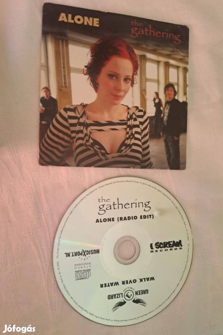 The GatheringAlone és Green LizardWalk Over Water