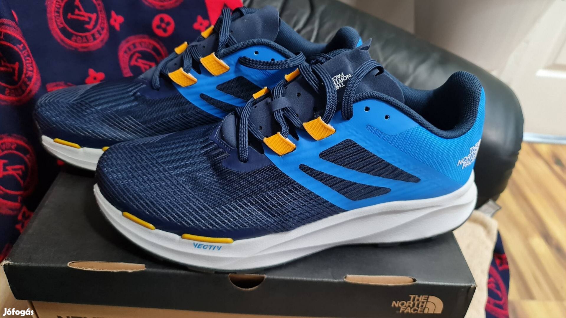 The North Face cipő Új 44 eladó!