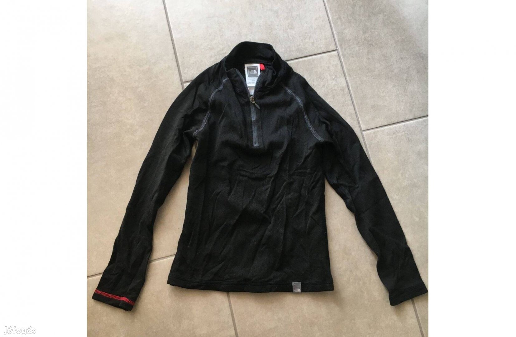 The North Face technikai poló 5-6 évesnek