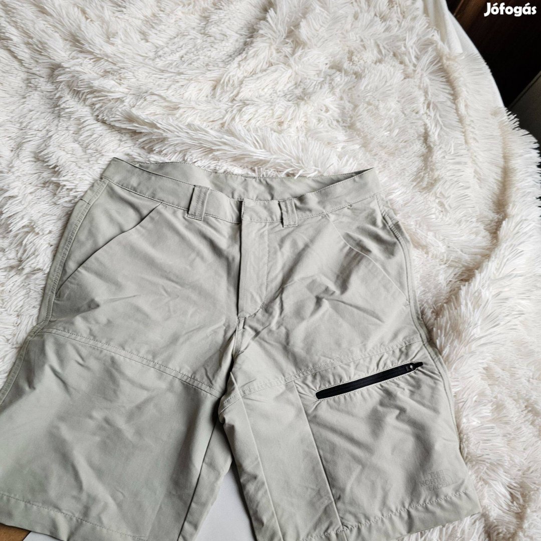The North face rövidnadrág új cimkés 30-as méret
