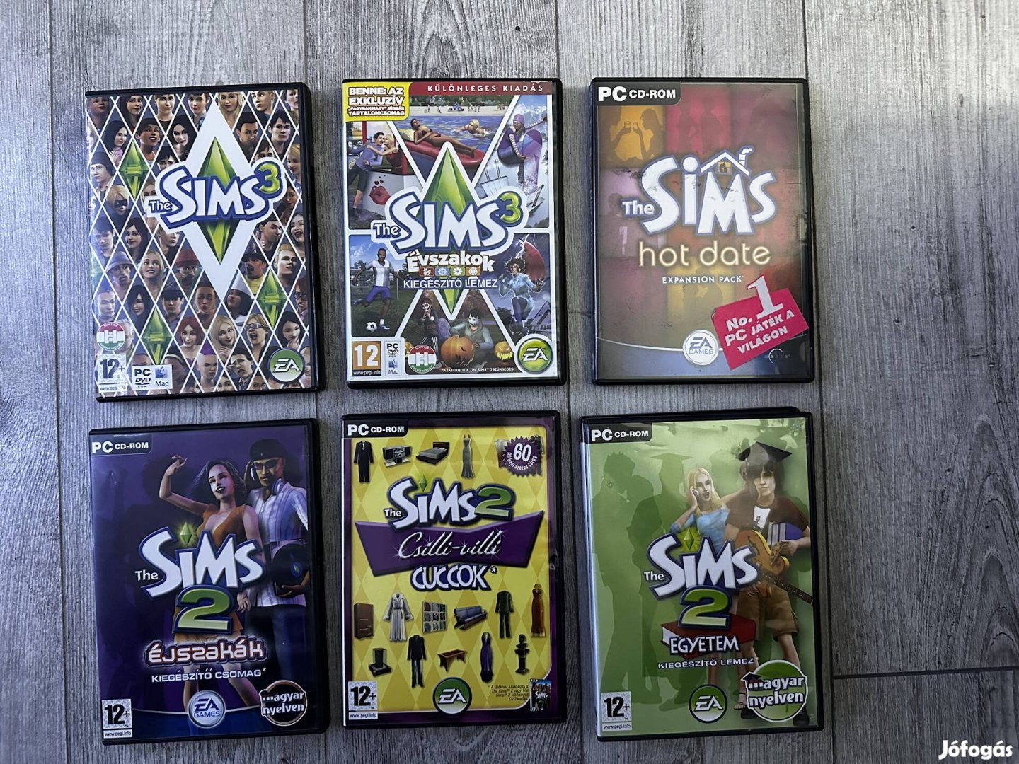 The SIMS kiegészítők 