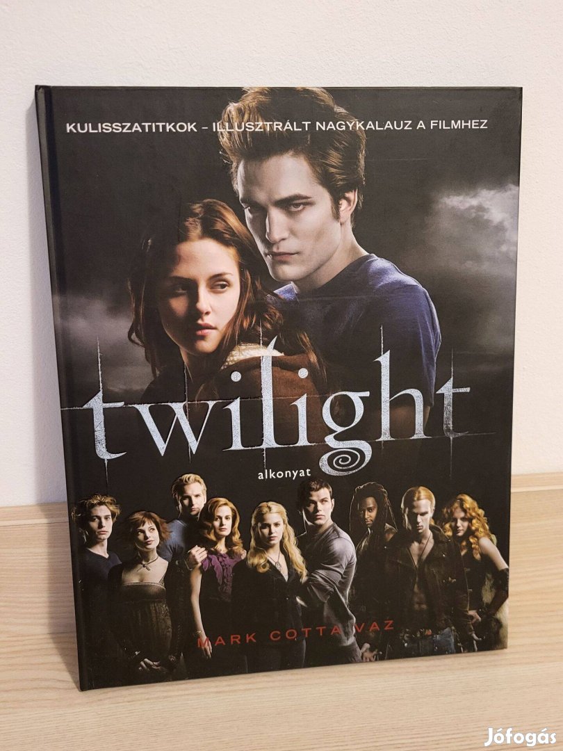 The Twilight Saga / Alkonyat könyvek