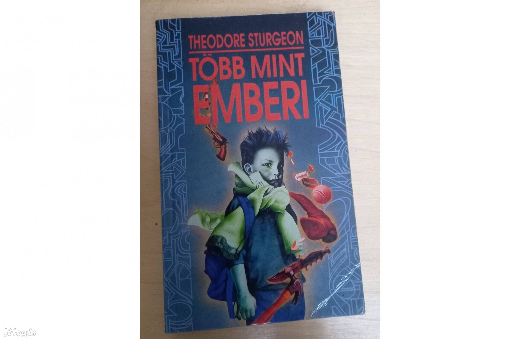 Theodore Sturgeon : Több mint emberi