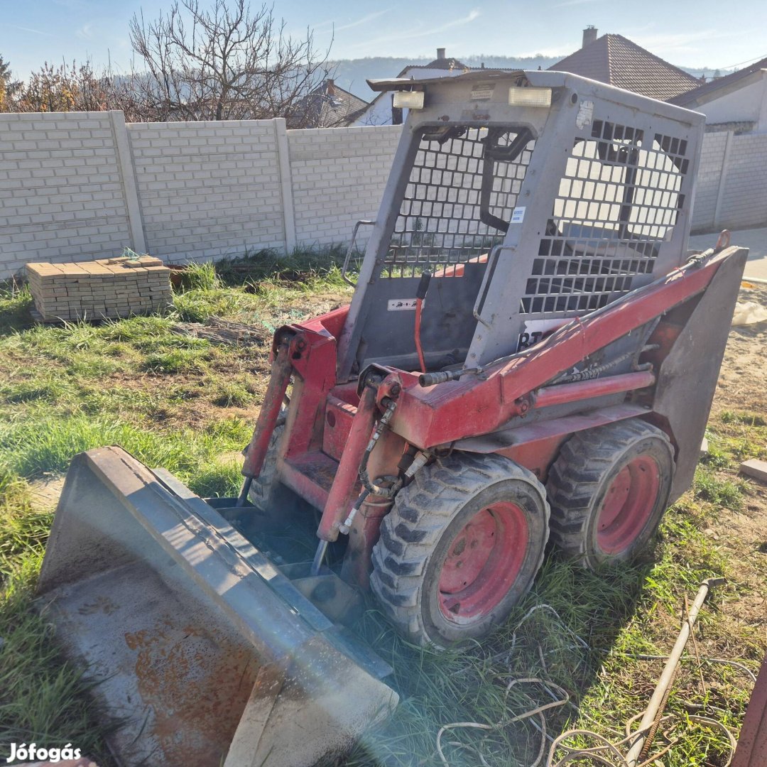 Thomas T83s minirakodó bobcat azonnal.munkára fogható