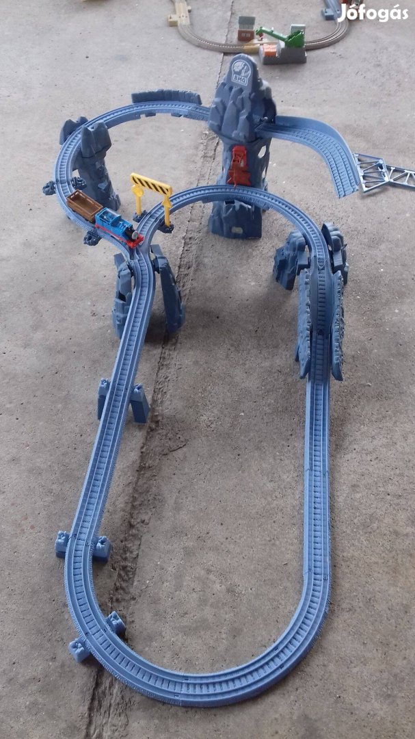 Thomas a gőzmozdony nagy trackmaster motoros pálya