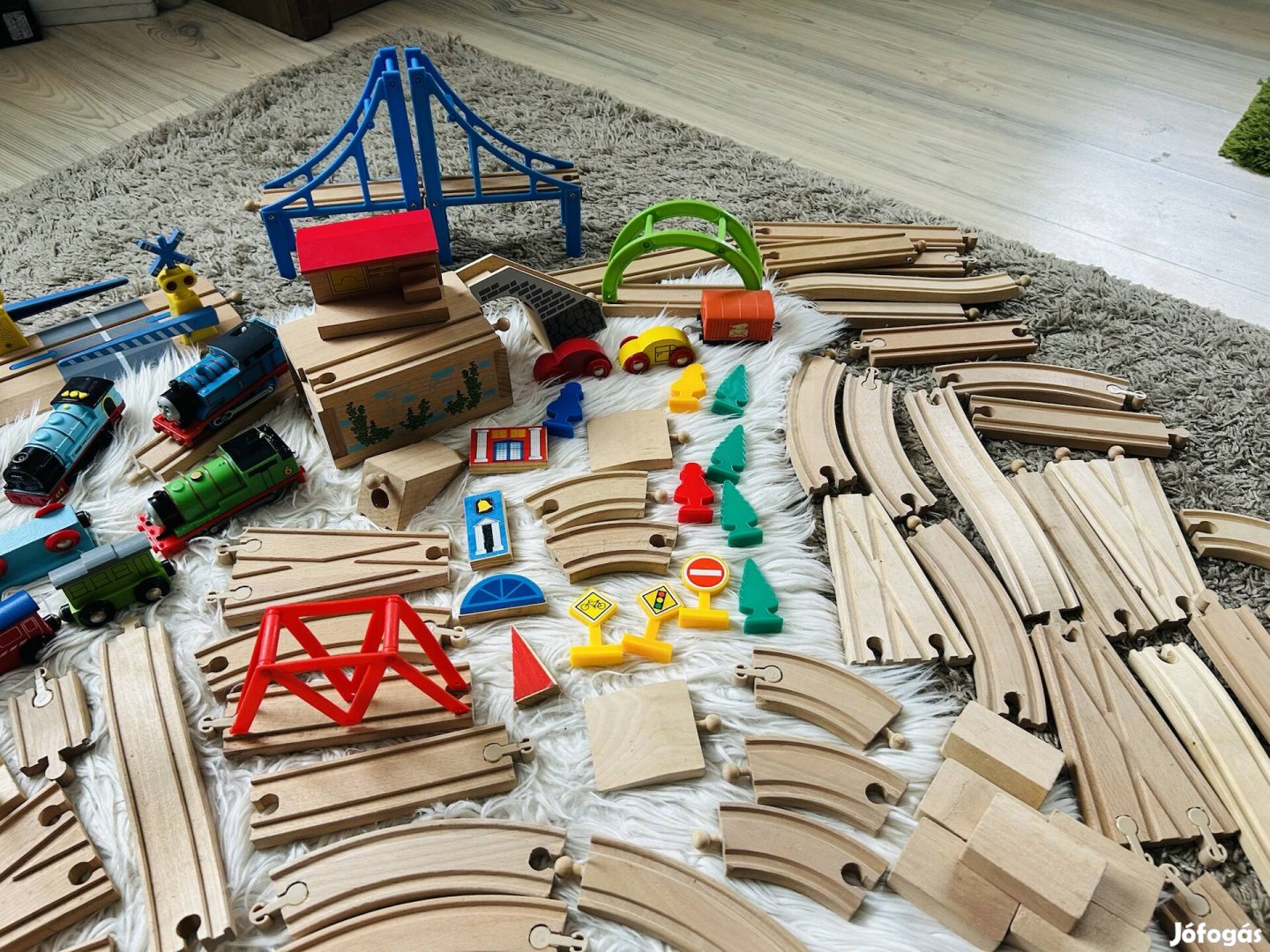 Thomas mozdony elektromos ,120db -os vonat szett