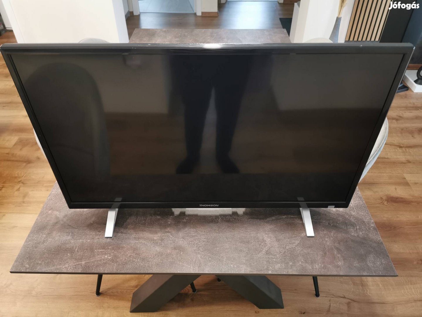 Thomson 82 cm-es 32"-os tv