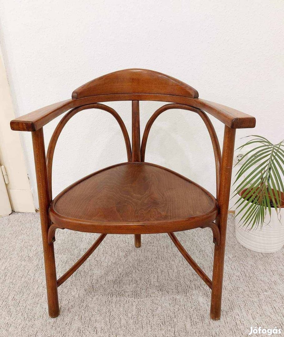 Thonet N81. háromlábú karosszék