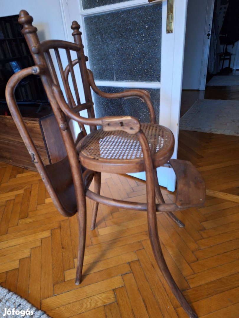 Thonet babaszék