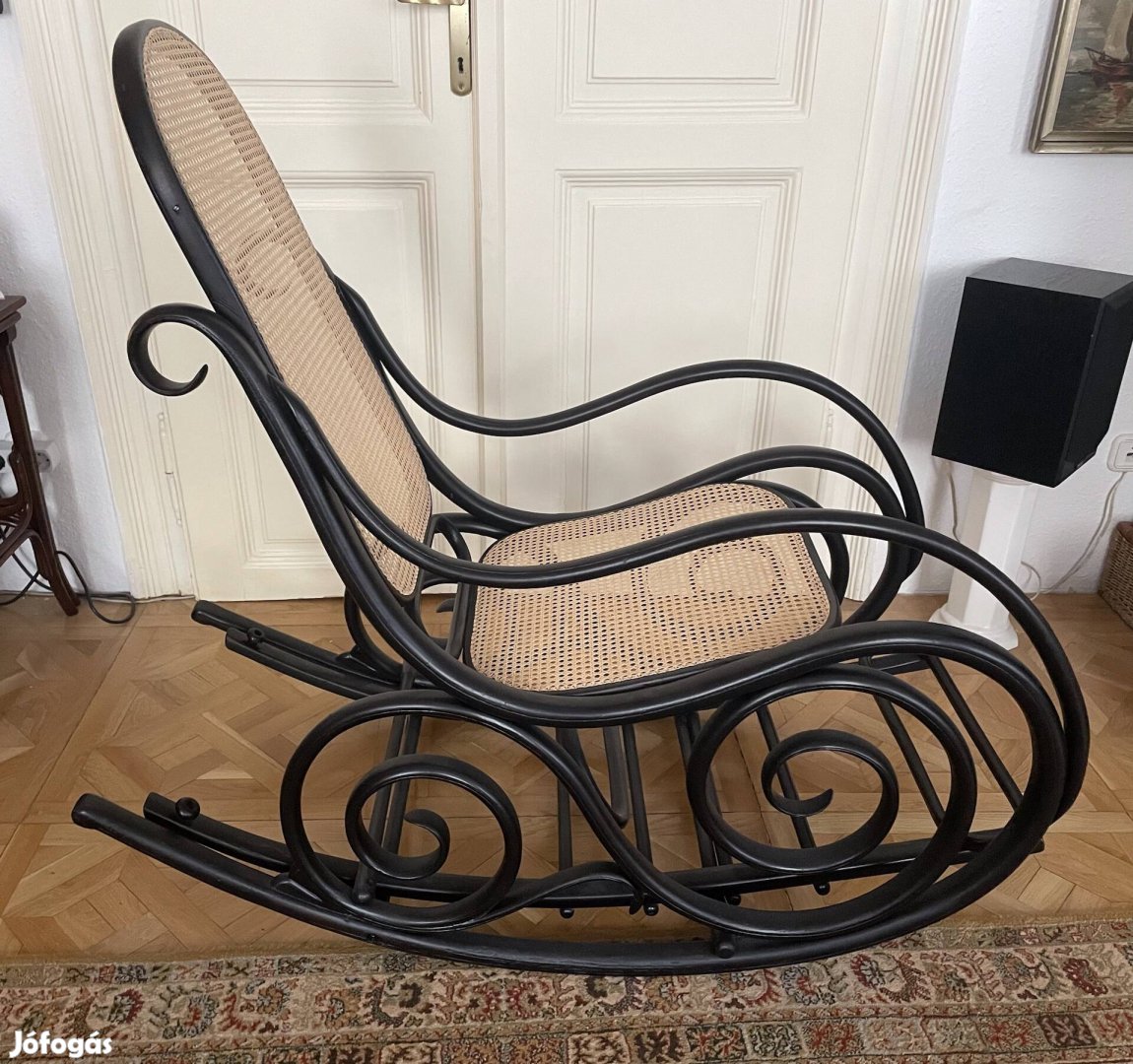 Thonet hintaszék