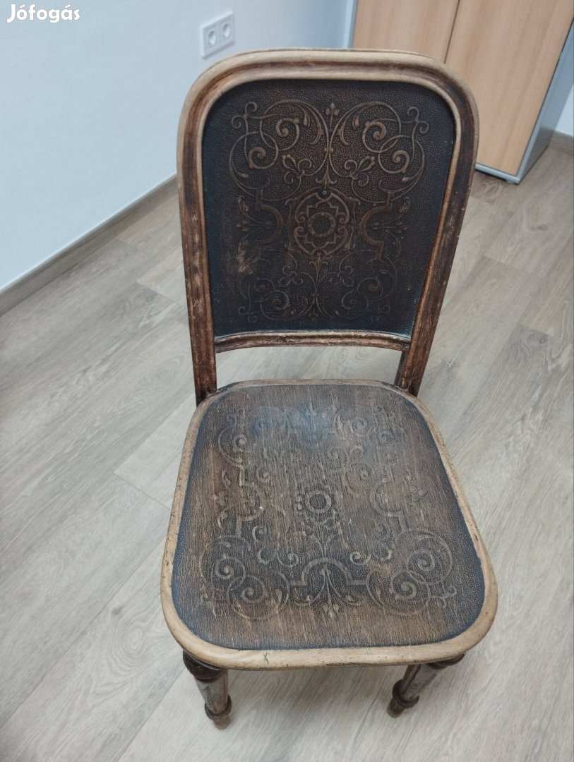 Thonet intarzia mintás antik székek és asztal