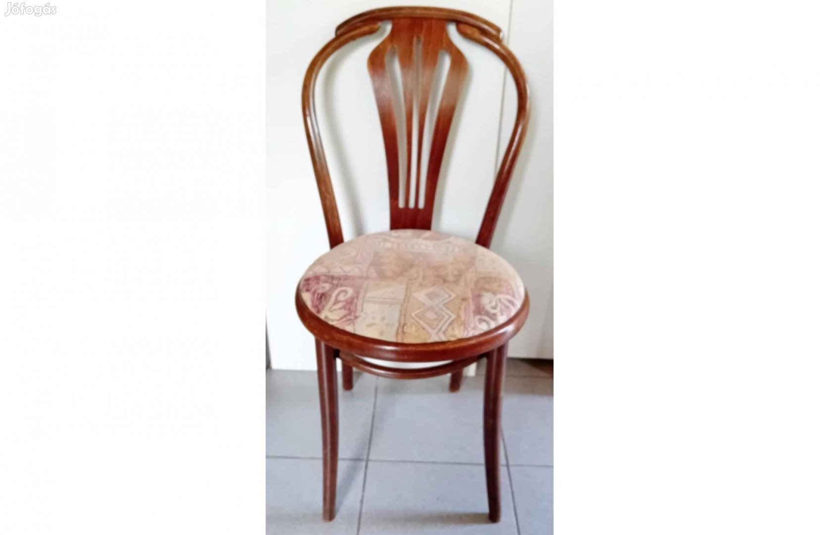 Thonet jellegű stabil szék