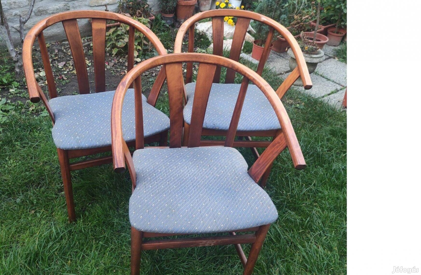 Thonet jellegű székek