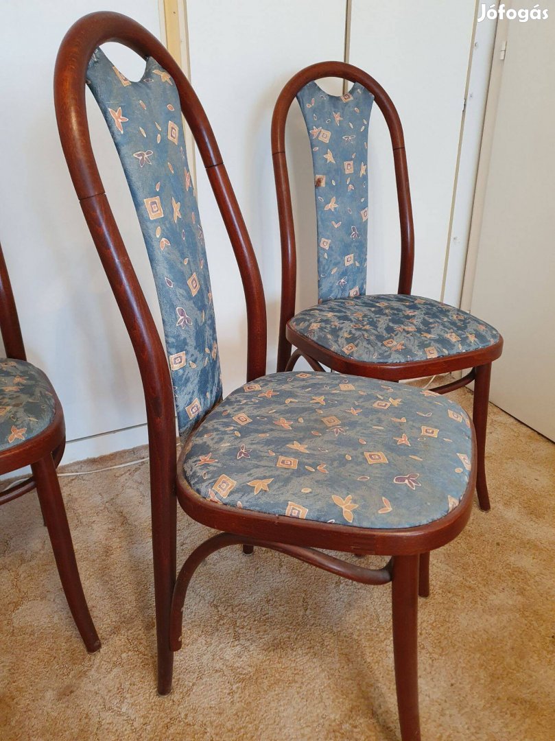 Thonet stílusú szék 4 db, kárpitozott ülőfelület és háttámla