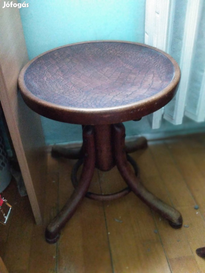 Thonet zongoraszék és kottatartó