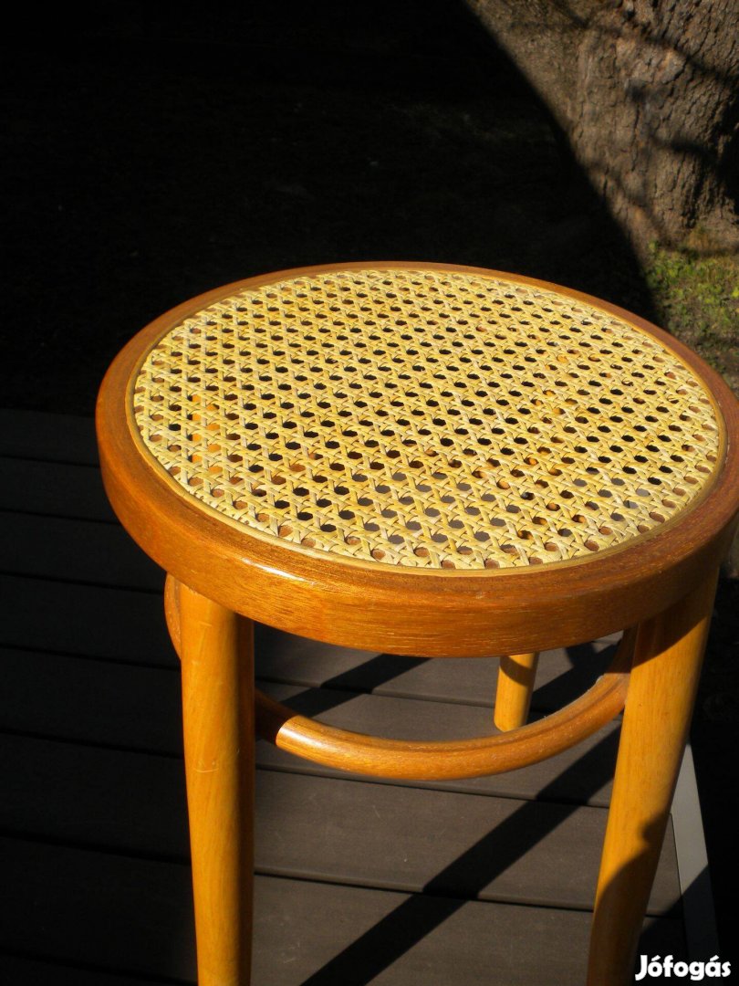 Thonett zongoraszék jellegű rattan szék, ülőke