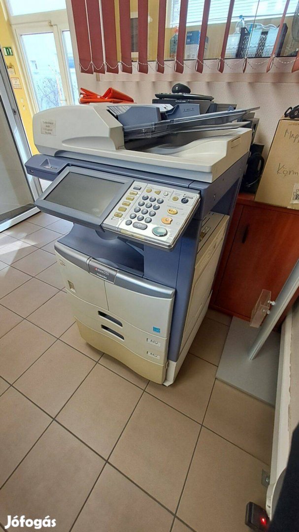 Thosiba E255 hibás fénymásológép