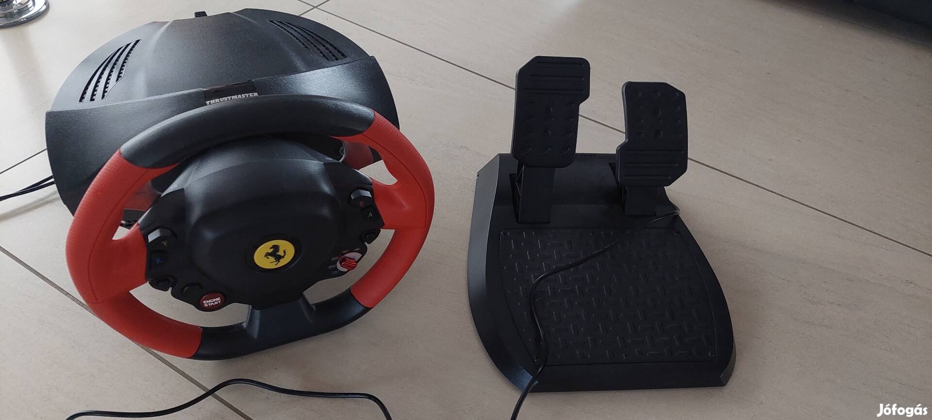 Thrustmaster Ferrari 458 Spider kormány Xbox ONE kompatibilis 