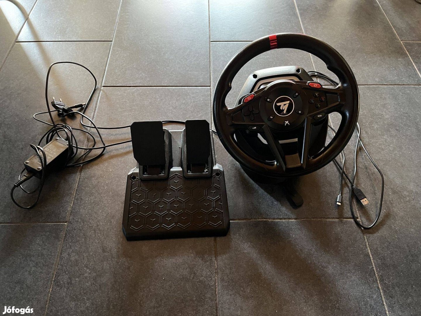 Thrustmaster T128-X kormány pedállal eladó