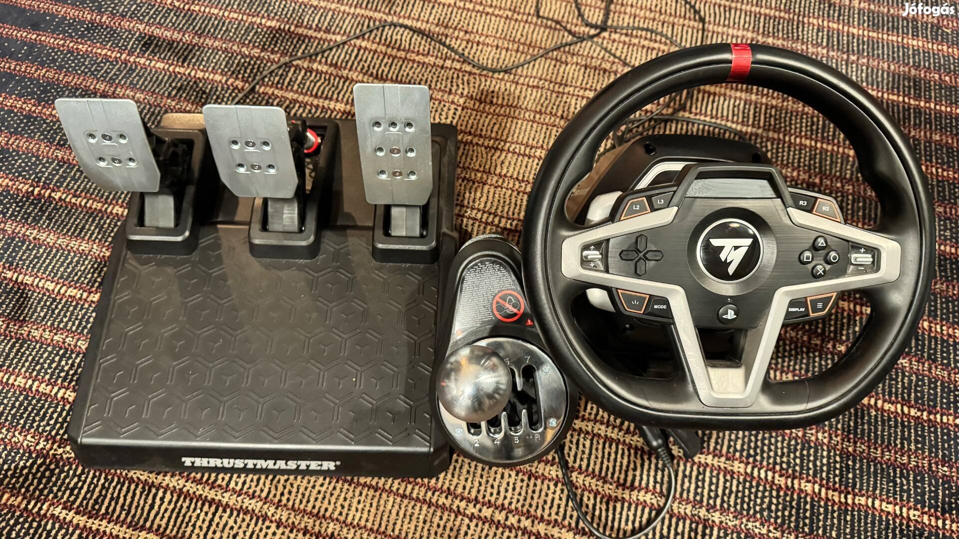 Thrustmaster T248 kormány és TH8A váltó PC/PS4/PS5