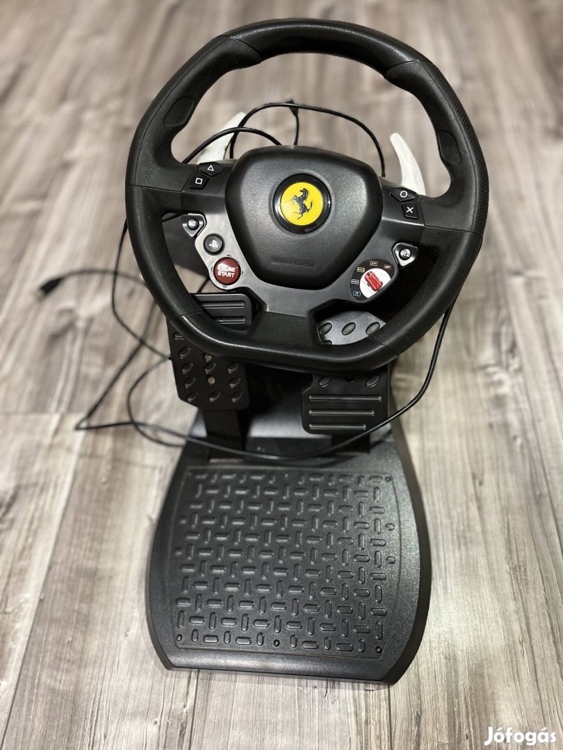 Thrustmaster T80 Ferrari 488 GTB szimulátor kormány, PC És PS