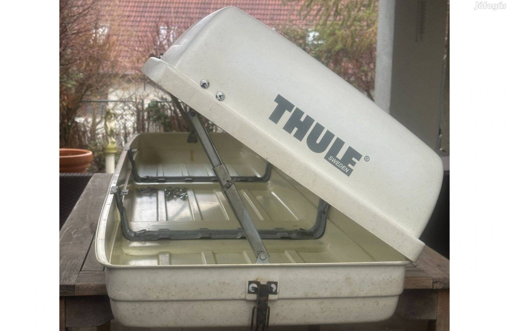 Thule 440L svéd tetőbox síbox tetőcsomagtartó