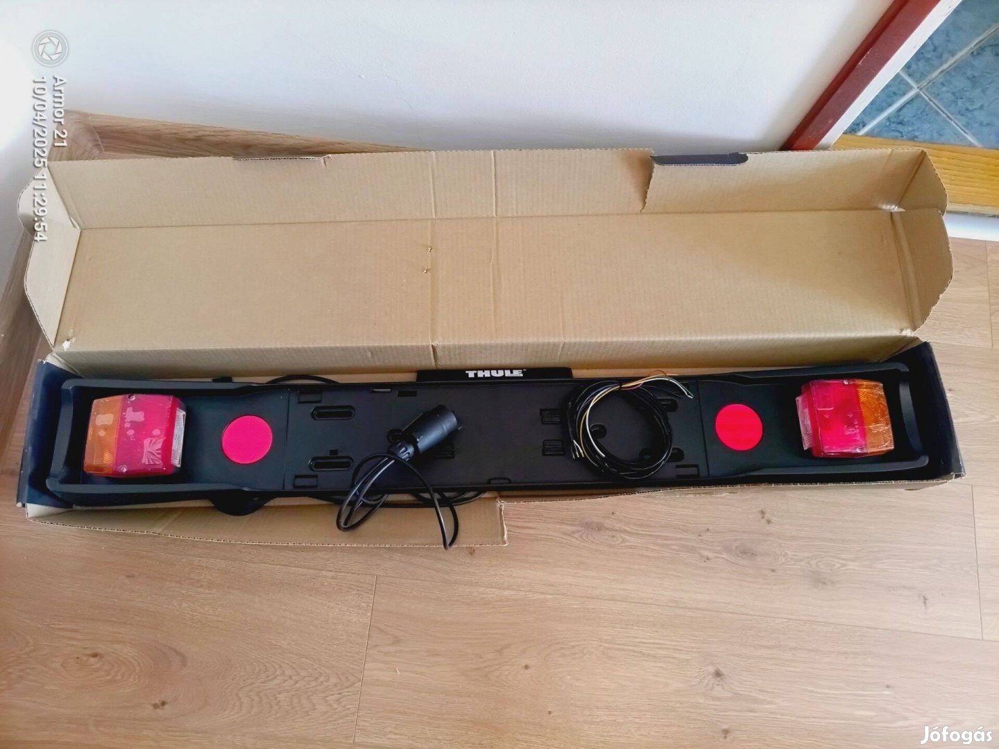 Thule 976 világítástábla (kiegészítő lámpasor)