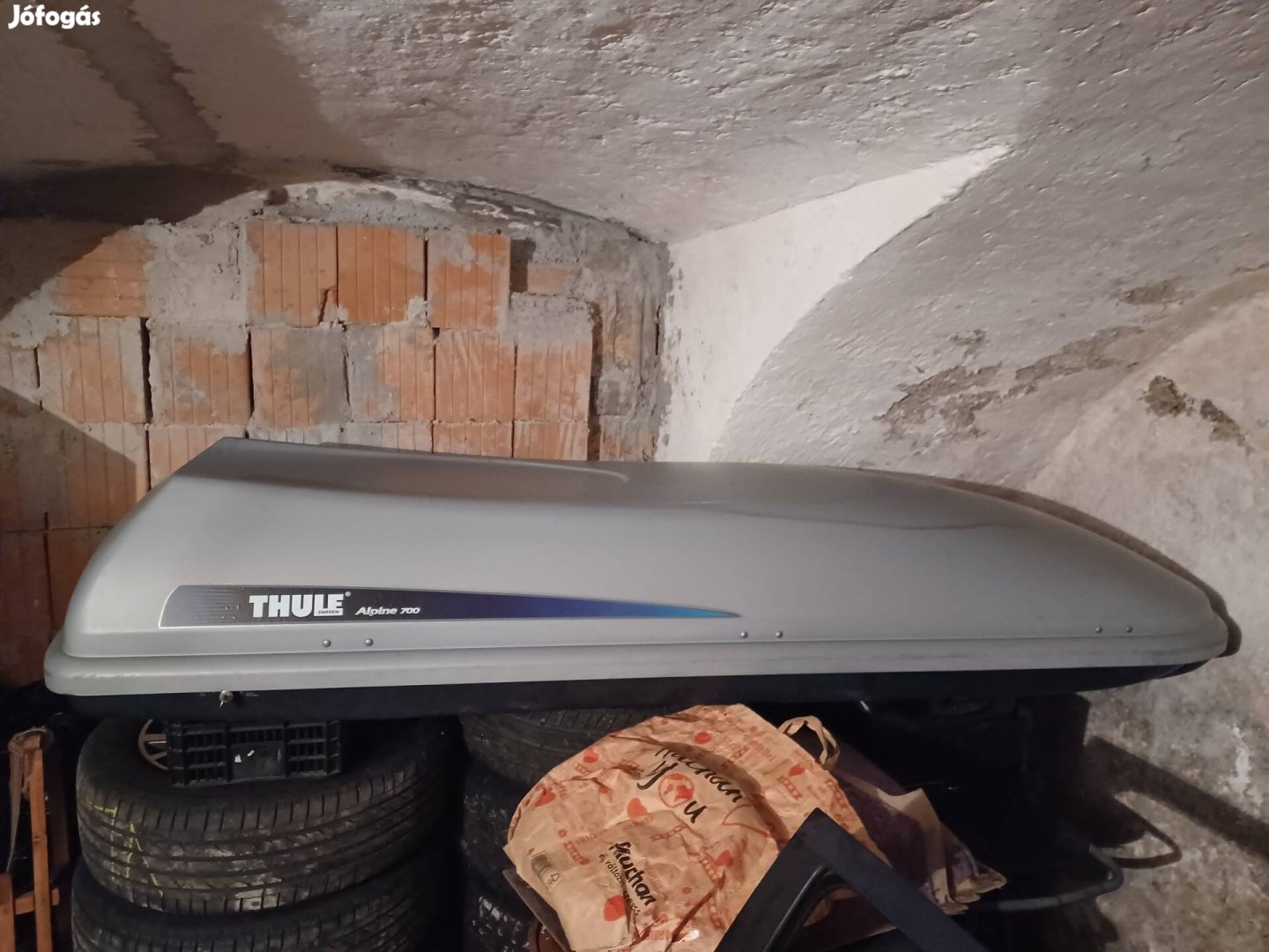 Thule Alpine 700 tetőbox