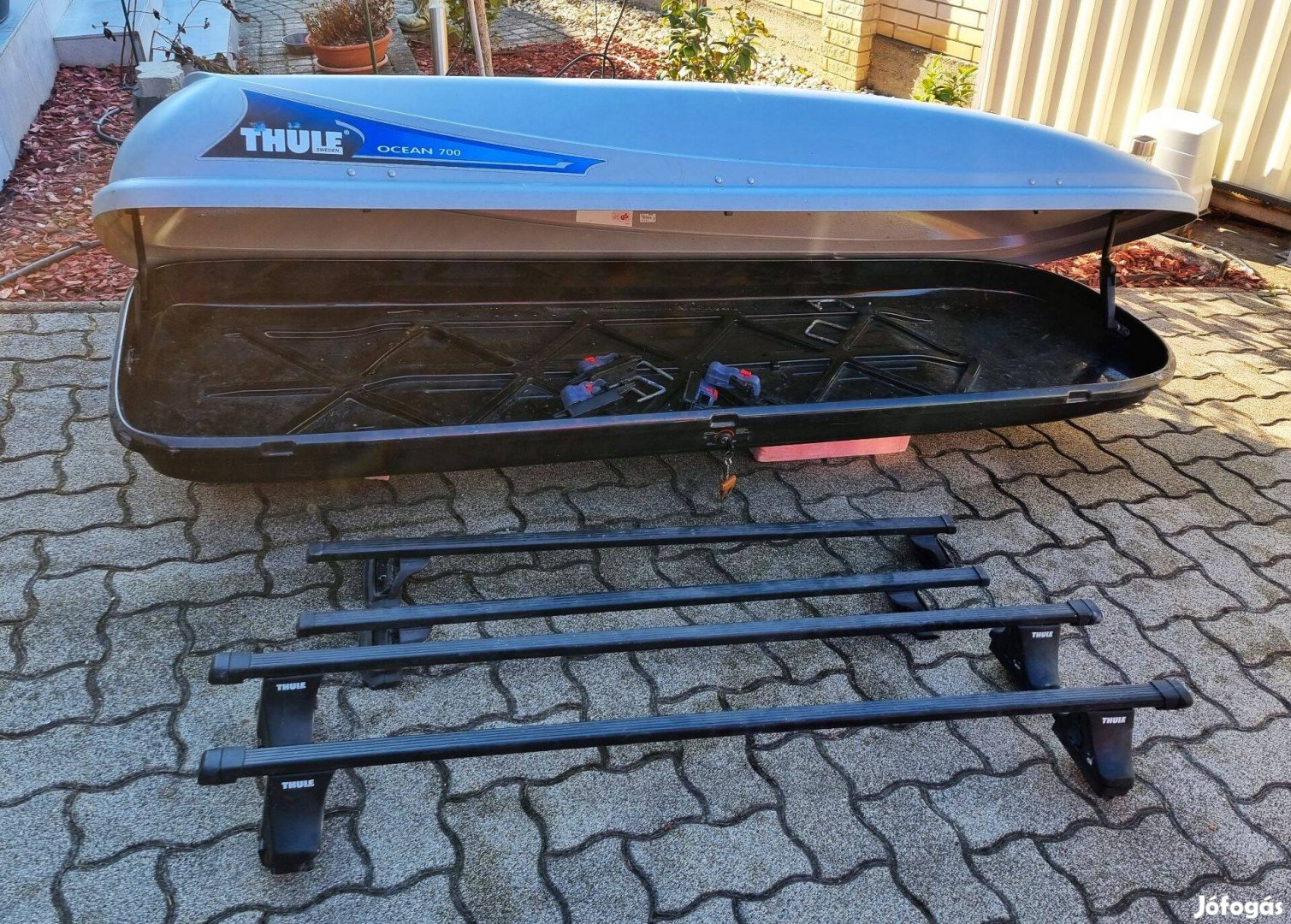 Thule Ocean 700 tetőbox és síbox