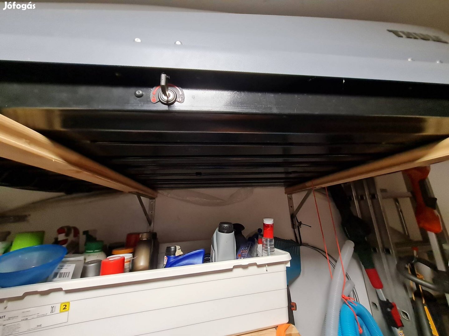 Thule Touring M tetőbox