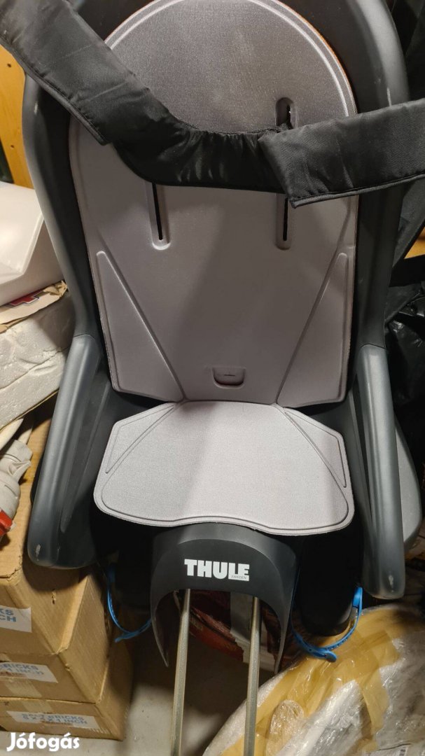 Thule gyerekülés (alig használt)